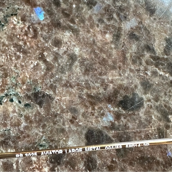 Dark Ray Ban Aviator Polarized Sun Glasses - Picture 7 of 11